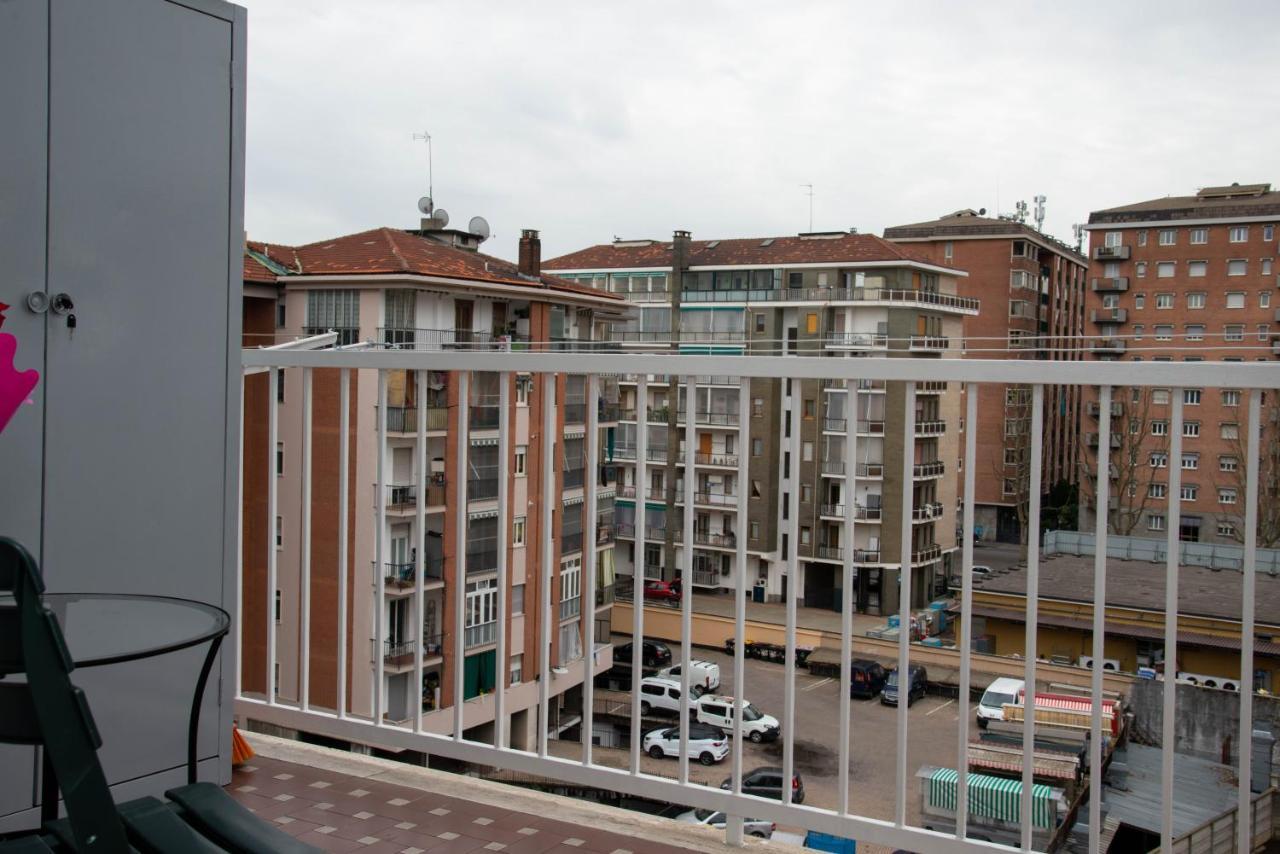 Apartamento A Casa Di Ivy E Baby Turín Exterior foto